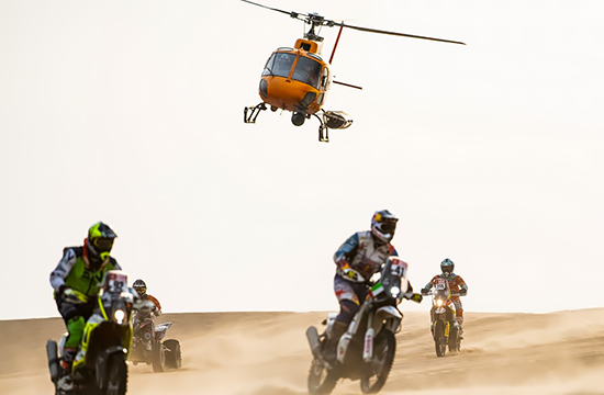 Helicopter oversees Dakar Rally bikers