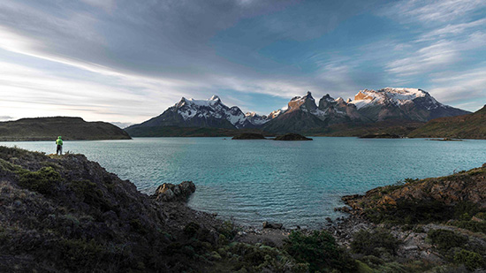 Mario Larco, Overseeing a beautiful lake