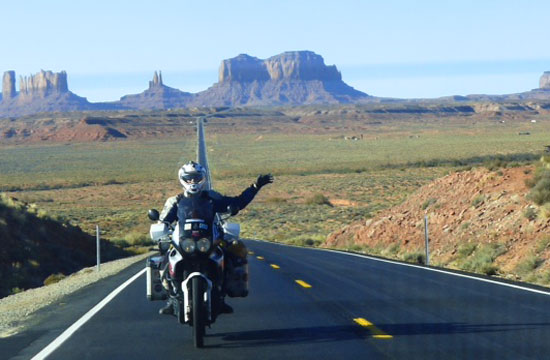 Joris riding along the highway