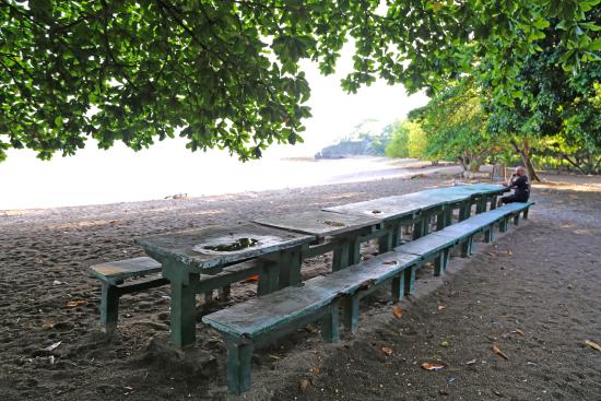 Table at Kencana Beach, HU Indonesia 2017 venue.