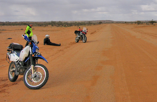 Mal Cremer desert rest stop to Tibooburra