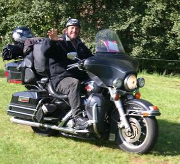 Craig Hutson on his rtw Harley.