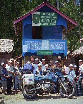 Daniel Todd, Muslim kids, Indonesia.